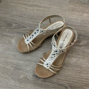 Croft & Barrow Tan Sandles With Clear Beads.